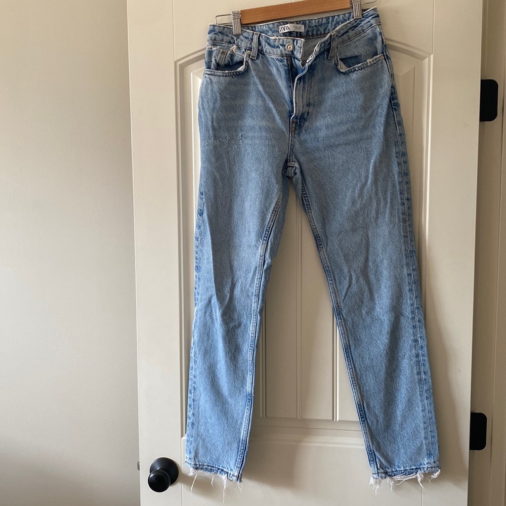 Zara Denim mom jeans size 4